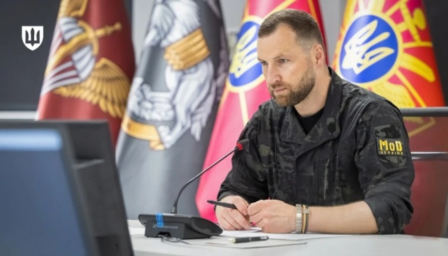 Міноборони спростувало чутки про звільнення Хмари через ВЛК