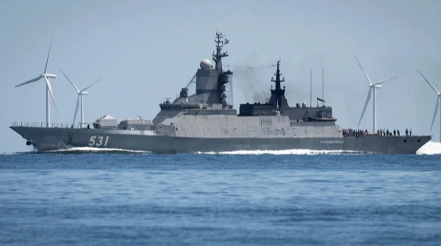 Бєлоусов відзначив медаллю командира корвета після інциденту біля Гедсера