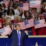 Дональд Трамп виступає на з'їзді Республіканської партії в Далласі, штат Техас