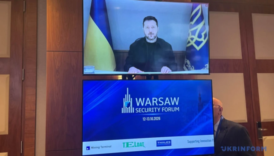 Зеленський у Варшаві: удари РФ по енергетиці доводять, хто насправді блокує перемир’я